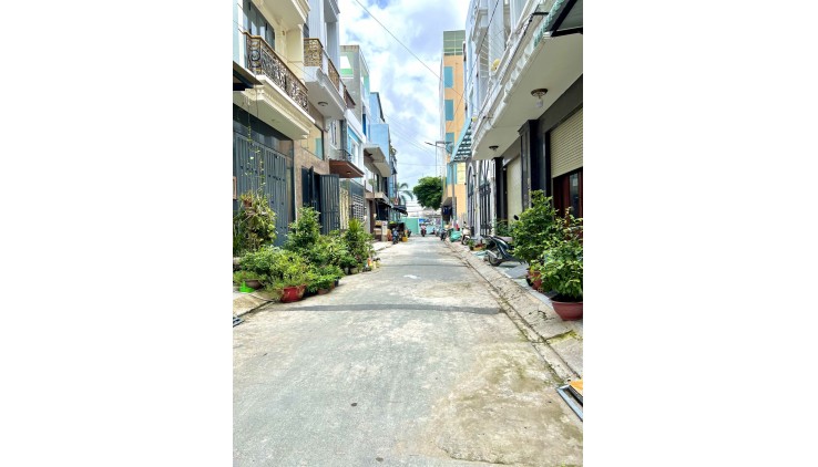 Bán nhà 5 tầng, 50m², 4PN, 5WC, 5.2 tỷ, Tân Tạo A, Bình Tân